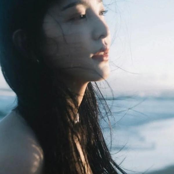 俊俏媳妇开明婆
